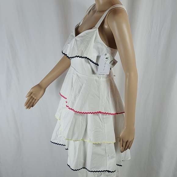 WAYF | Festive Multi Layer Backless Fun Dress - Picture 2 of 8